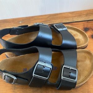 Women’s Birkenstock Milano. Size 8 (38]